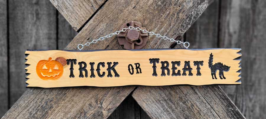 Halloween Trick or Treat Sign